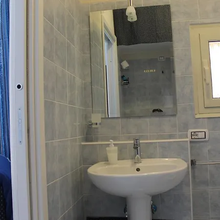 Dama Di Affittacamere