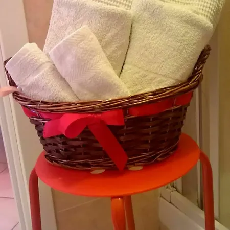 Dama Di Affittacamere 3*